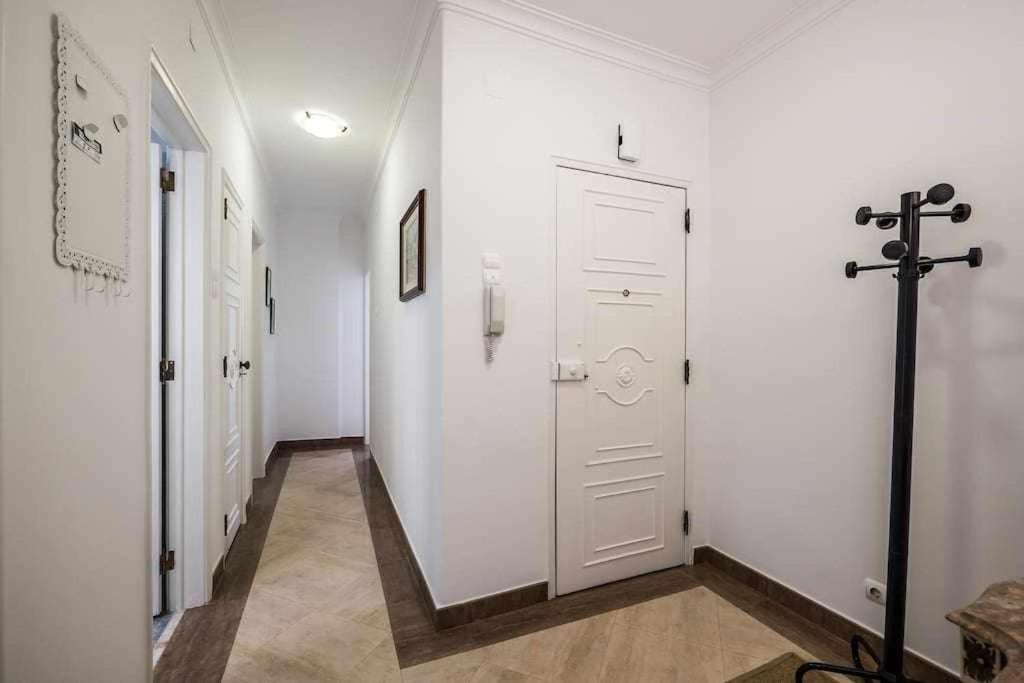 Apart Lisboa Confortavel 2 Quartos Com Terraco Odivelas  Exterior foto